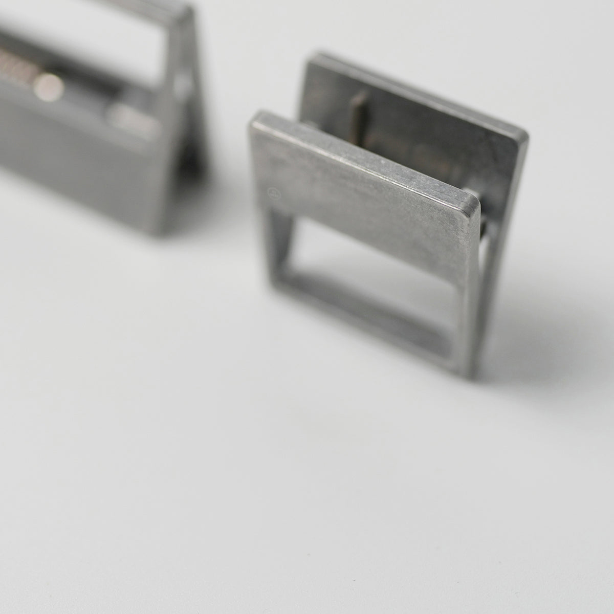 Clip - Set of Two Black/Raw