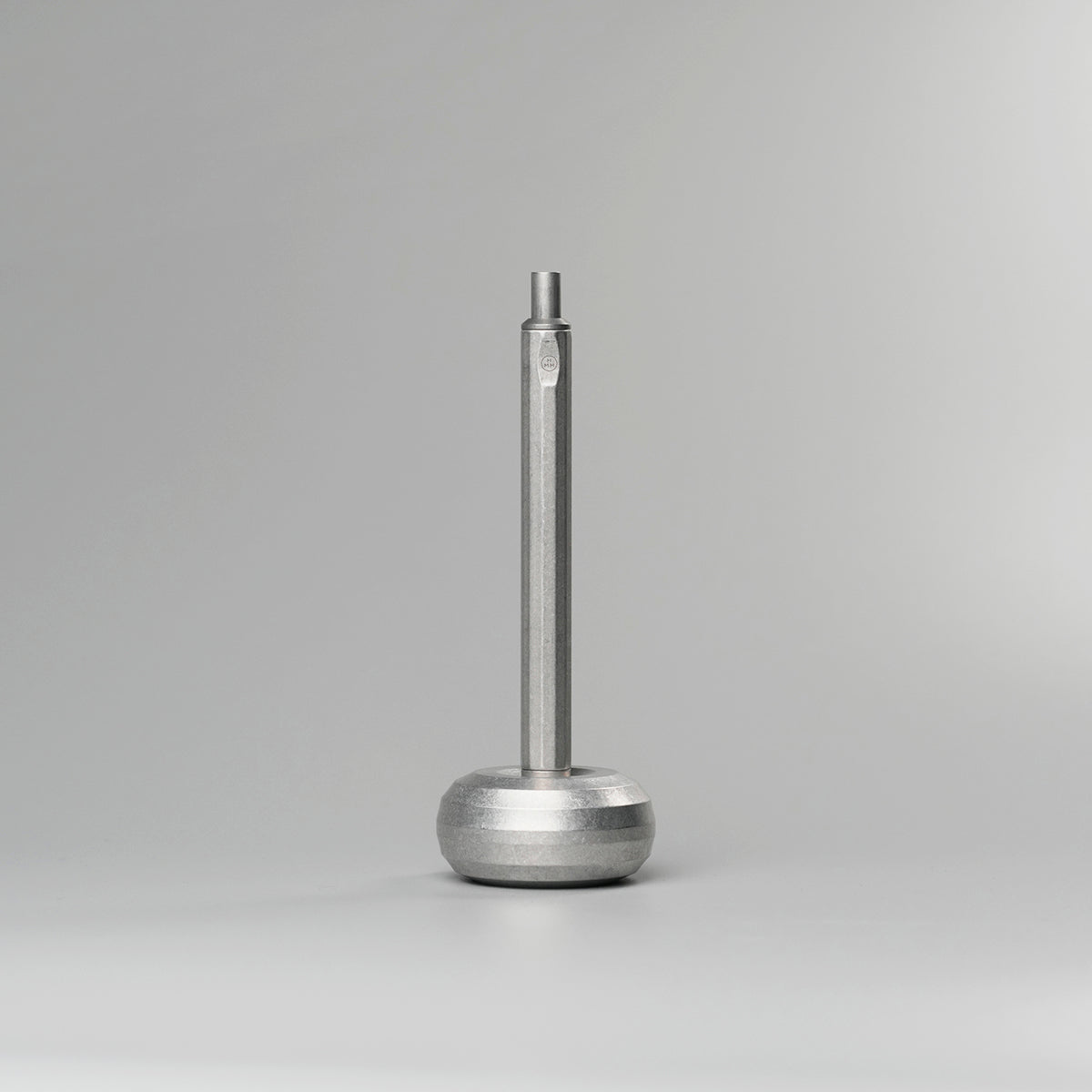 Paperweight Black/Raw