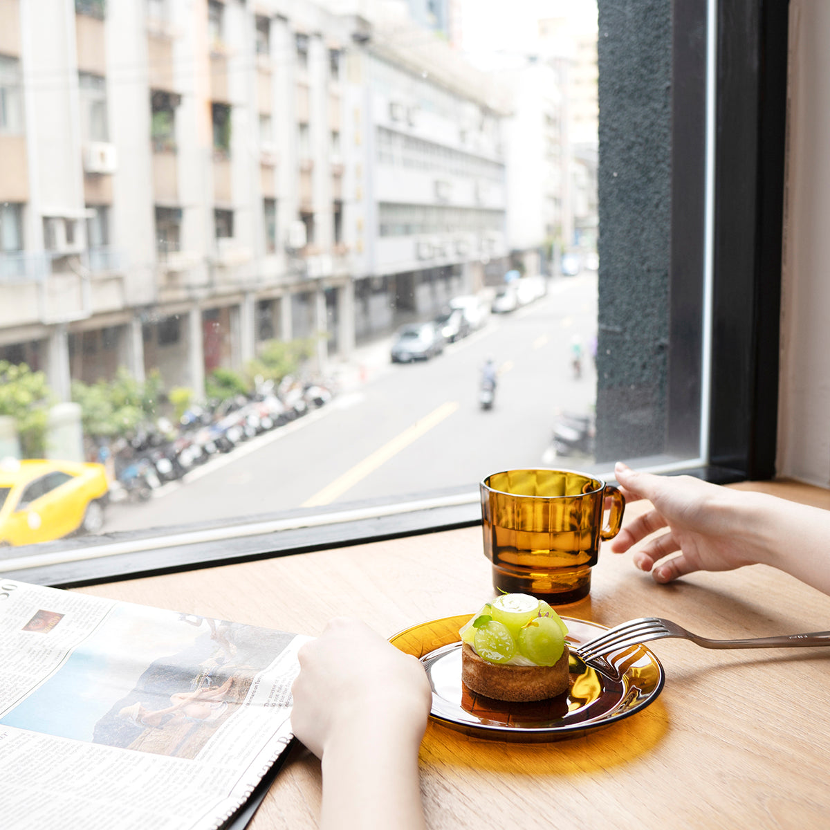 Made by recycled glass. Best product design from Golden Pin Design Award , glass cups,Glass Coffee Mugs with handles, glass cups with handle, Coffee Mugs, coffee mug for office, Good for dishwasher,