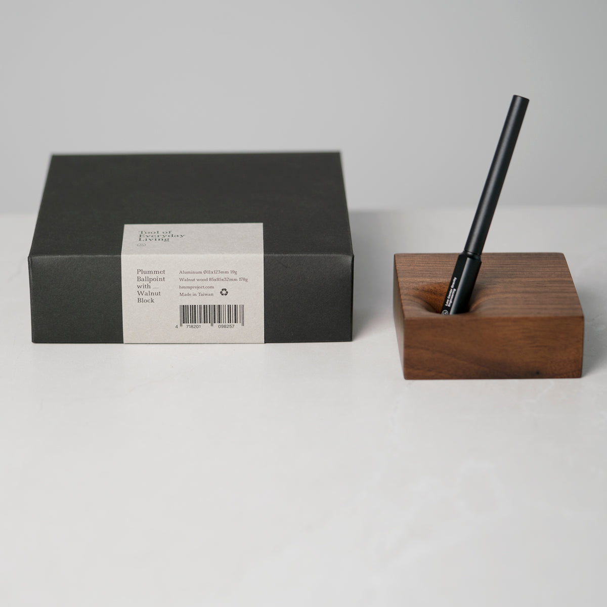 ballpoint pen, plummet pen, walnut block, wooden pen holder, giftpack